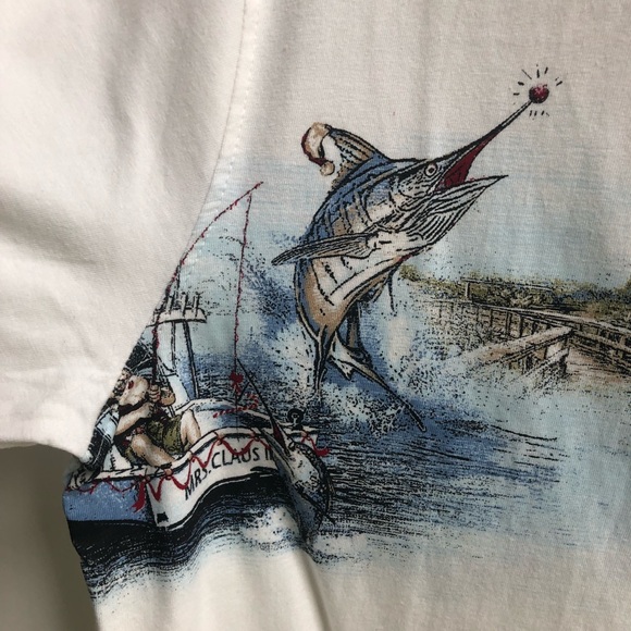 🇺🇸 CLEARWATER CHRISTMAS FISHING T-SHIRT, Size M - Picture 6 of 6